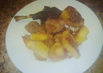 Утка в духовке с картошкой