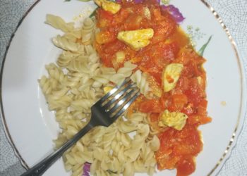 Паста с овощами и мясом