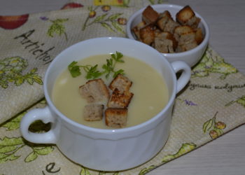 Суп пюре из сыра плавленного и картошки