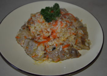 Плов на сковороде со свининой