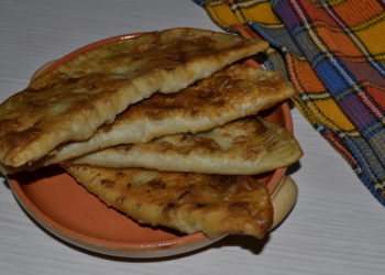 чебуреки домашние с фаршем